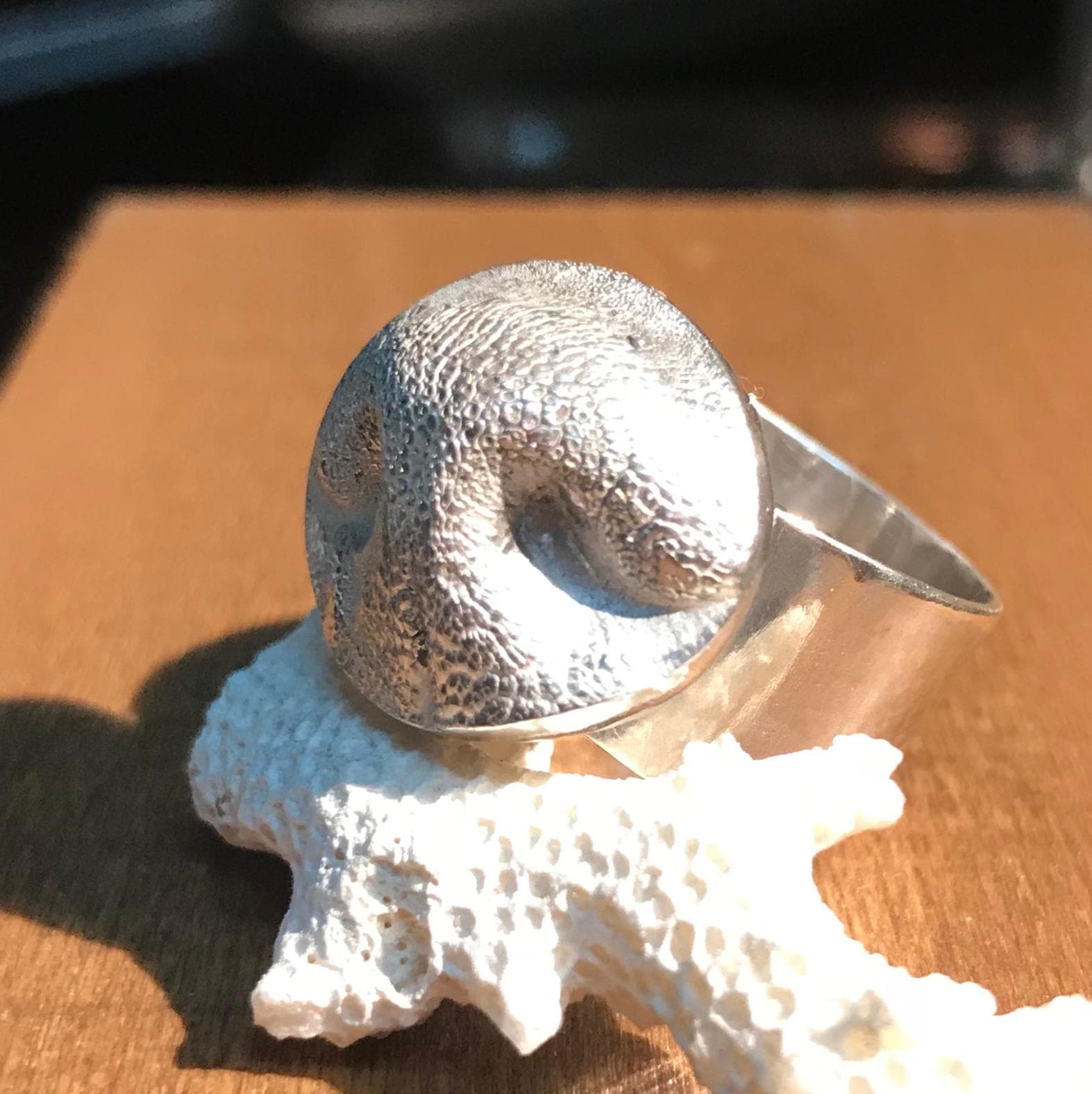 Nose Print Signet Ring