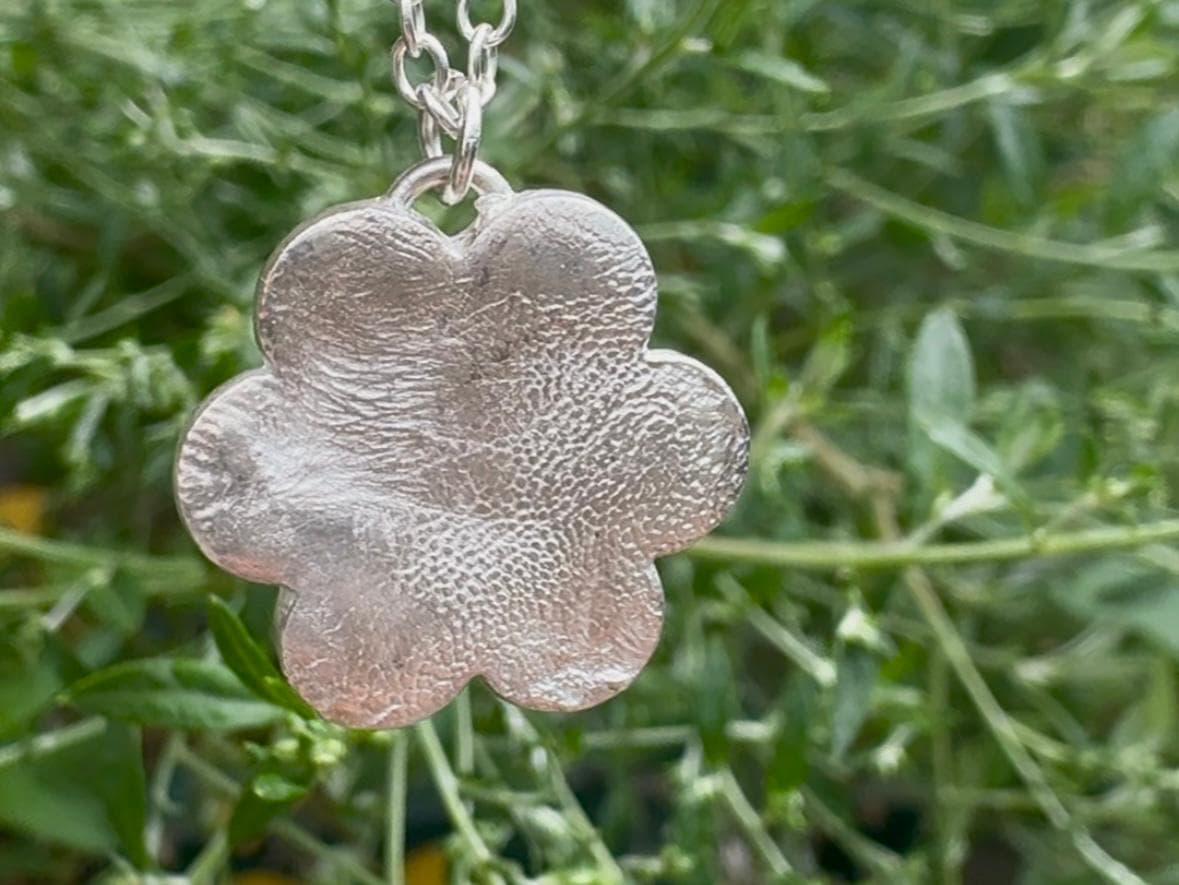 Six Petal Pendant photo 3