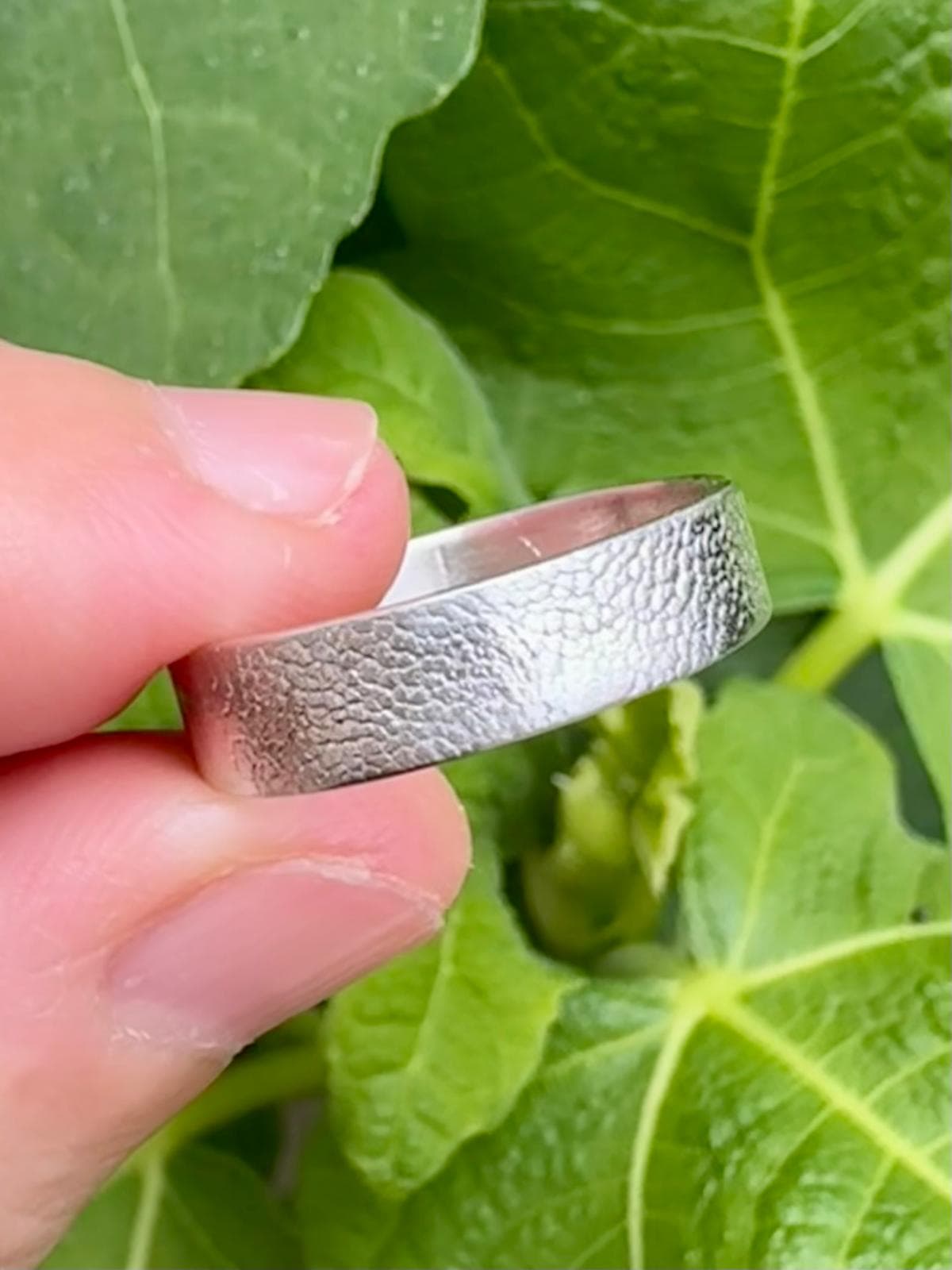 Paw Texture Band Ring photo 4